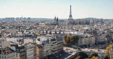 Paris high-rise buildings during daytime